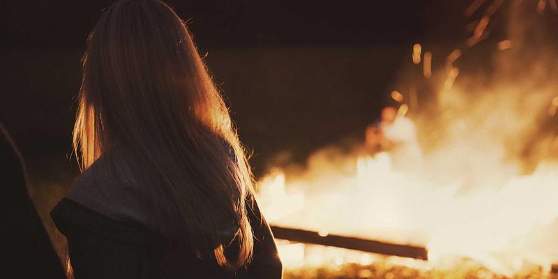 The Evolution and Applications of Architectural Glass: A Guide to Glass Deep Processing and Products