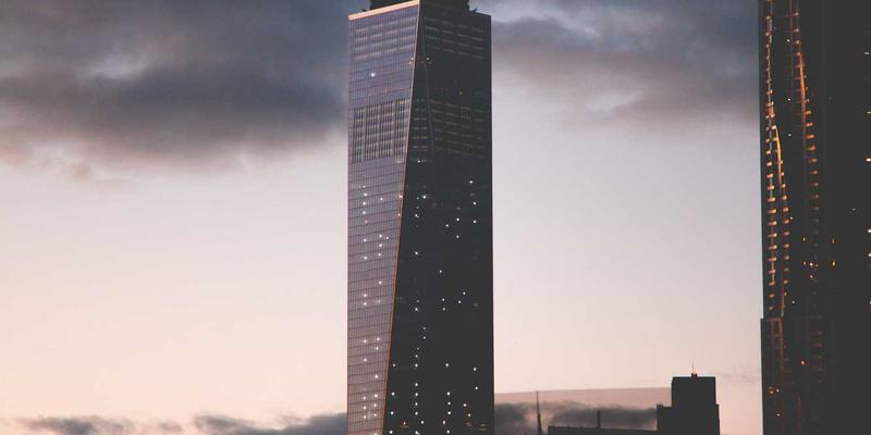 从熔融到精工：玻璃制品制造与深加工全流程详解